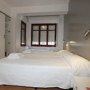 https://hostal-ripoll-ibiza.balearic-islands.net